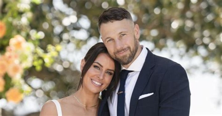 Are Eamon And Bec Married And Still Together? Breast Cancer Surgery Update & More