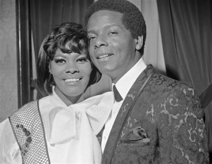 Dionne Warwick Bio, Wiki, Age, Height, Parent, Husband, Songs, Promises Promises, and Net Worth.