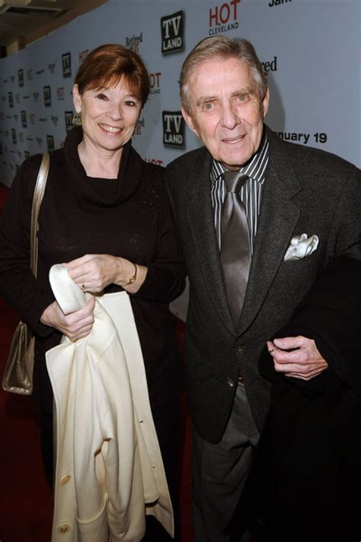 Pat Harrington Jr. Net Worth | Wife, Bio, Cause of Death
